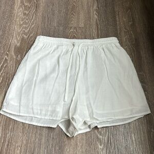 White Princess Polly Linen Shorts
